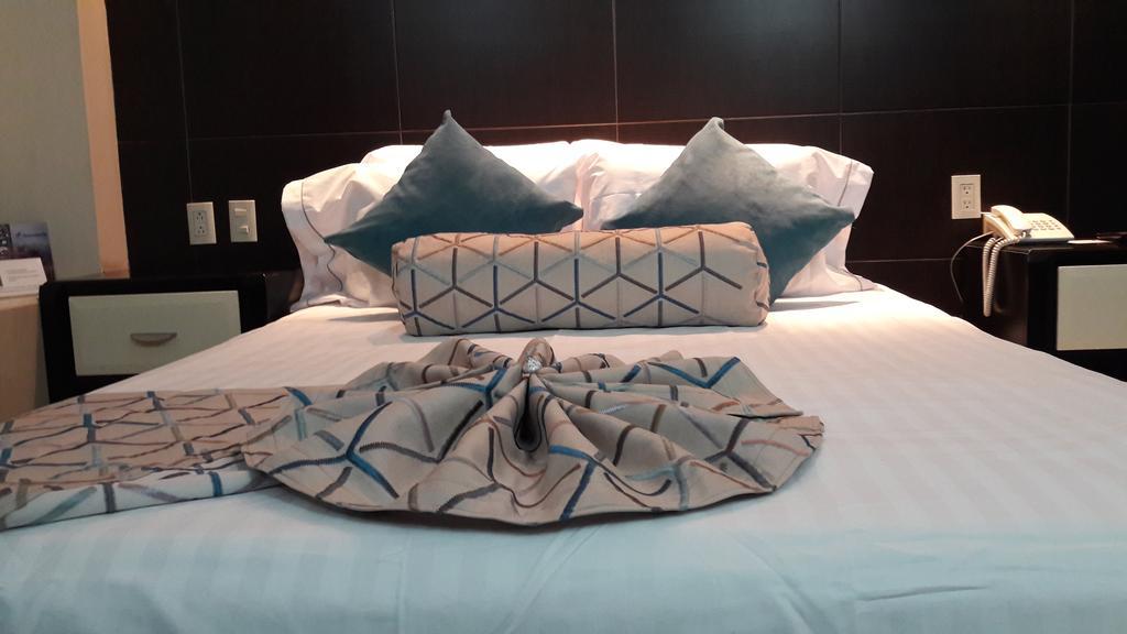 Hotel La Torre San Francisco San Francisco del Rincón المظهر الخارجي الصورة